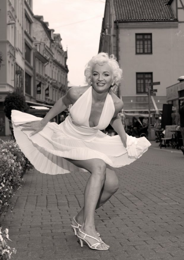 Marilyn Monroe. Old town, Riga. 2012 digital print. 120X84 cm