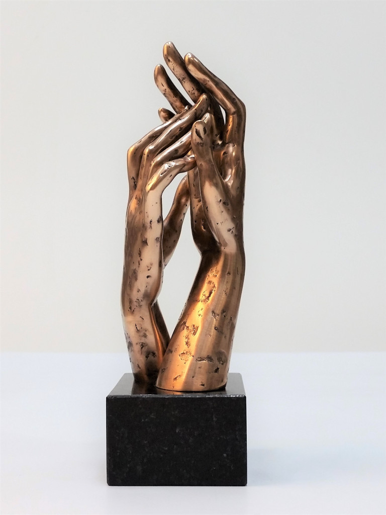 Caress 2016 Bronze, granite. 23,5X9X7,2 cm