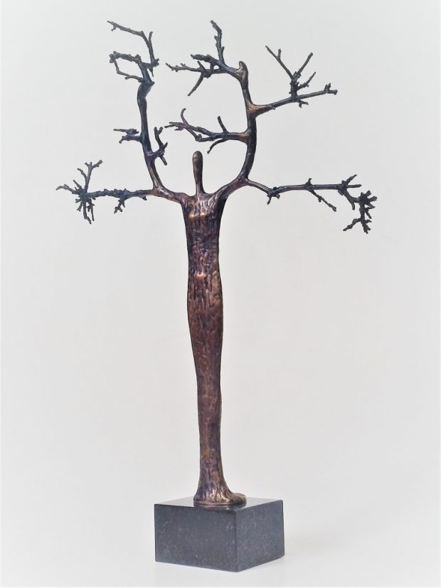 Tree. 2019 bronze, mahogany, 48x36x10 cm, Property of the author.